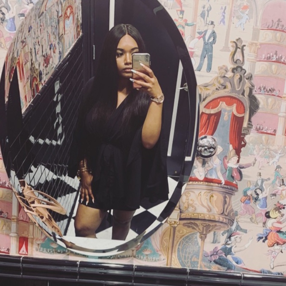 Meet your Posher, Jasmine